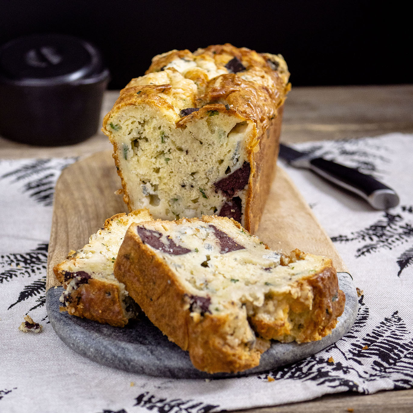 Lire la suite à propos de l’article Cake au boudin noir et Bleu des Basques