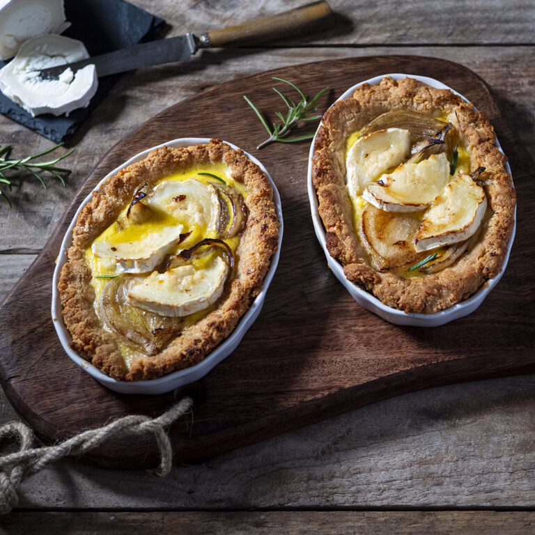 tartelettes au fromage de chèvre, mile et amandes