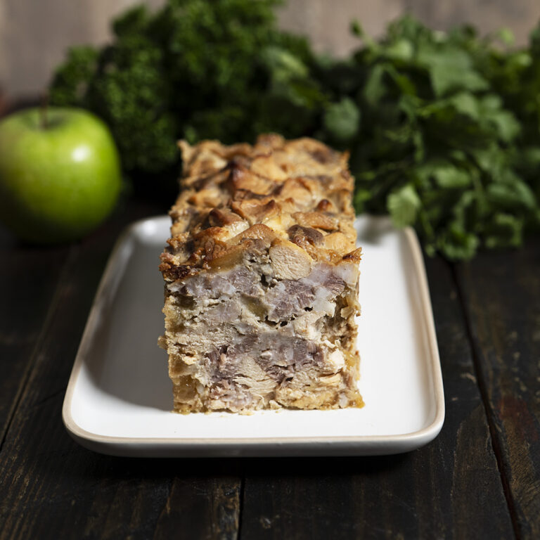 Terrine au poulet, pommes et cidre